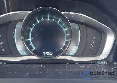 2014 Volvo S60 T5 z USA, uszkodzony, nr VIN YV1612FS3E2271670